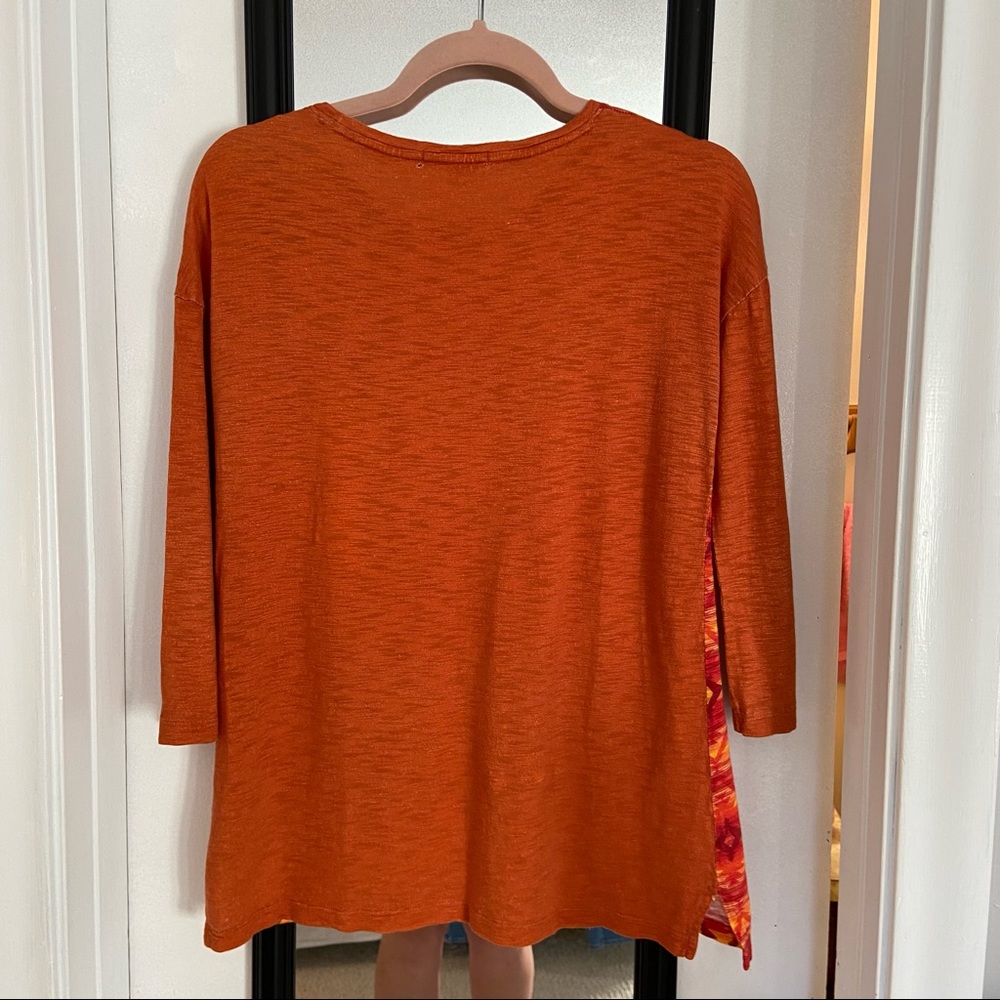 Orvis lightweight 3/4 sleeve tee. Native American print warm colors - Picture 4 of 6